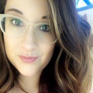 Meet your Posher, Jennye